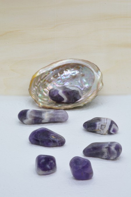 Rodado de amatista bandeada